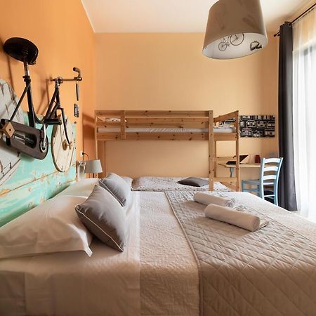 Bed And Breakfast Bric & Brac Grottammare Bagian luar foto